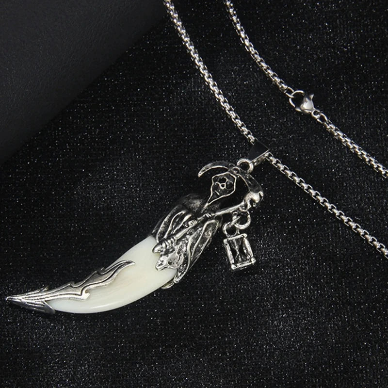 1pcs Creative Men's Necklace Pendant Horror Theme Skeleton Death Reaper Scythe Necklace Halloween Party Accessories