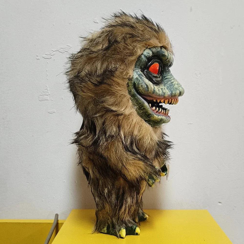 Alien Monster Plush Doll – Creepy Critter Halloween Decoration