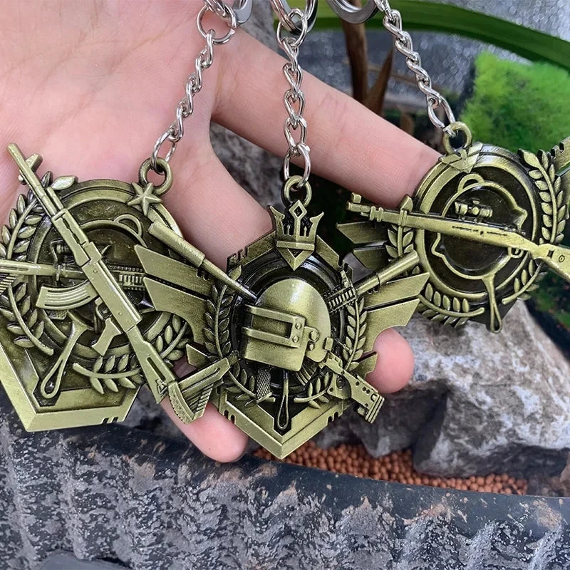 Online Game PUBG Badge Keychain Pendant Cosplay Cyber-Game Playerunknown's Battlegrounds Medal Alloy Key Ring for Game Lovers