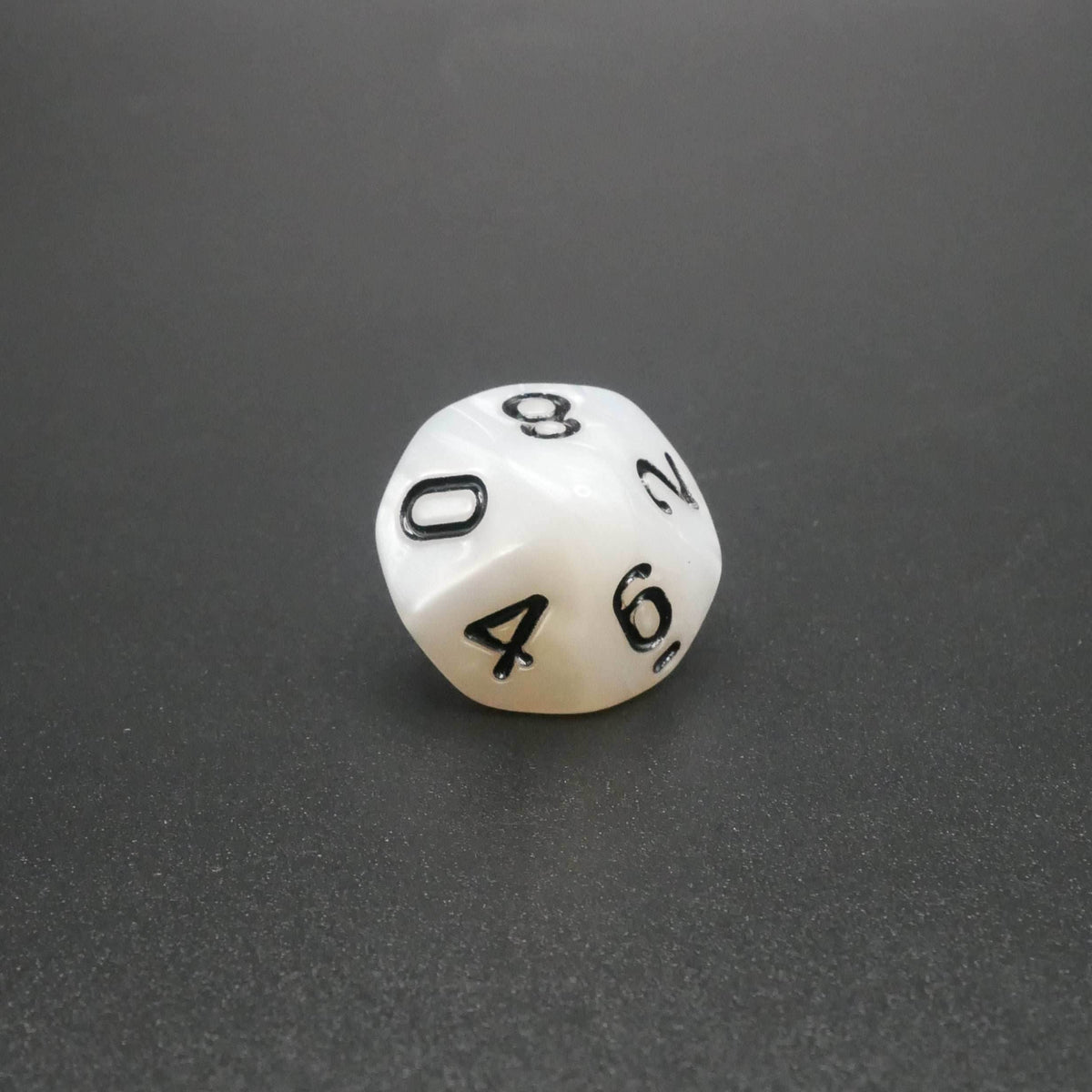 Snowy Owl - 7 Piece DnD Dice Set | Acrylic RPG Gaming Dice - 