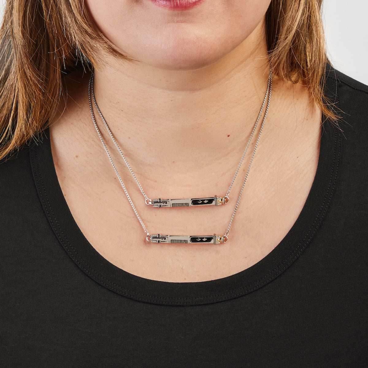 Star Wars X RockLove LIGHTSABER WORKSHOP Ahsoka Tano Lightsaber Necklace - 