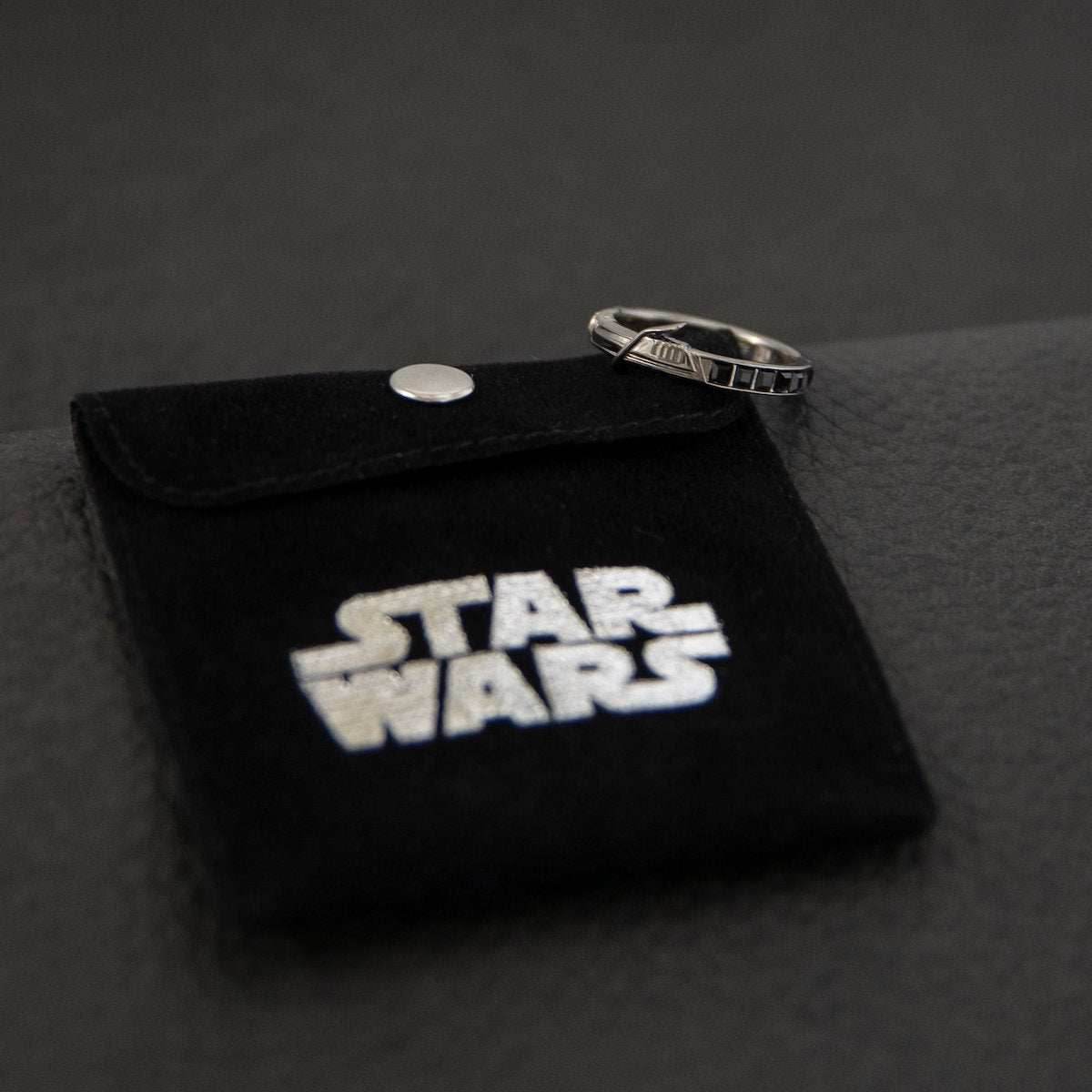 Star Wars X RockLove Darksaber Crystal Lightsaber Ring - Size 5
