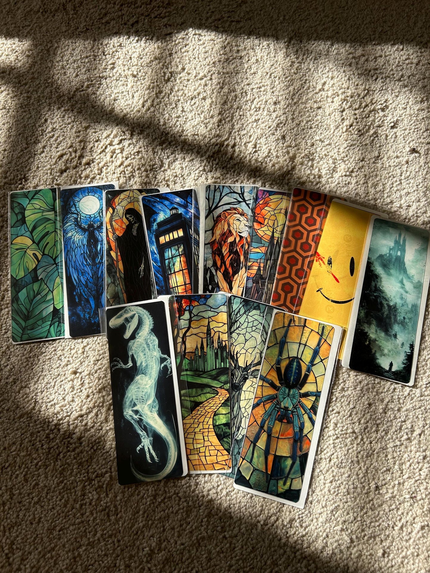 Gothic Lady Bookmark – Dark Victorian Vampire Bookmark for Book Lovers, Gothic Fantasy Gift, Mysterious Page Marker, Elegant Horror Art