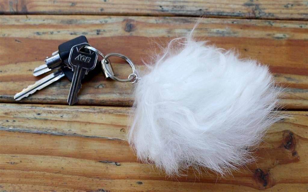 Alpaca Fuzzball Keychain - White