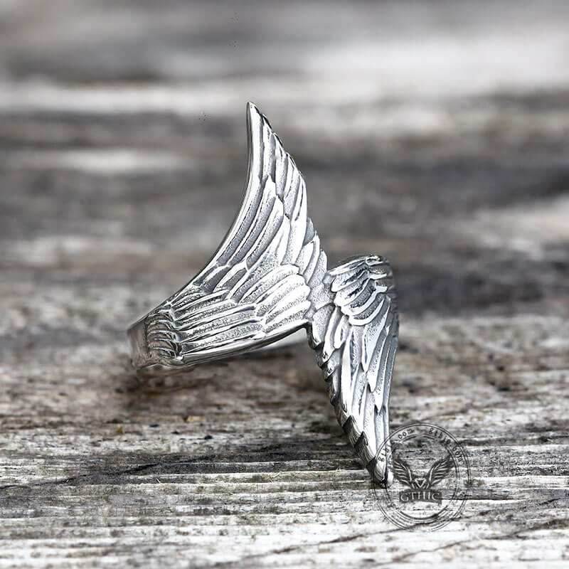 Angel Descends Wings Stainless Steel Ring - Stainless Steel / 7