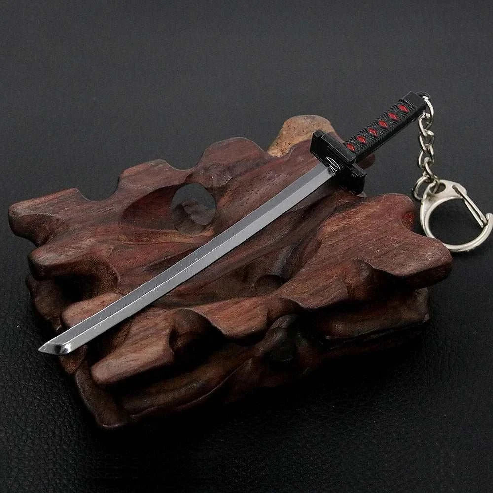 Anime BLEACH: Thousand-Year Blood War Keychains Kurosaki Ichigo Zangetsu Weapon Pendant Keyring Key Chain For Men Cool Jewelry