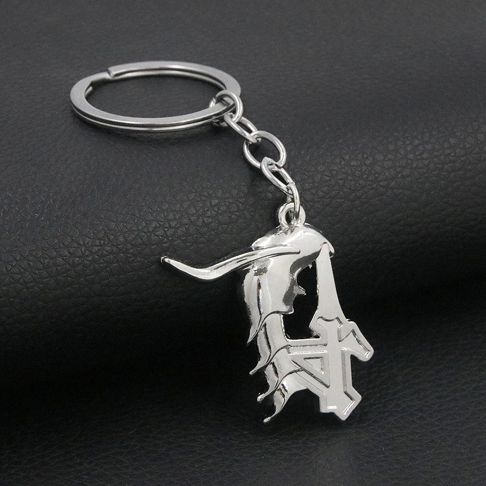 Anime BLEACH: Thousand-Year Blood War Keychains Kurosaki Ichigo Zangetsu Weapon Pendant Keyring Key Chain For Men Cool Jewelry