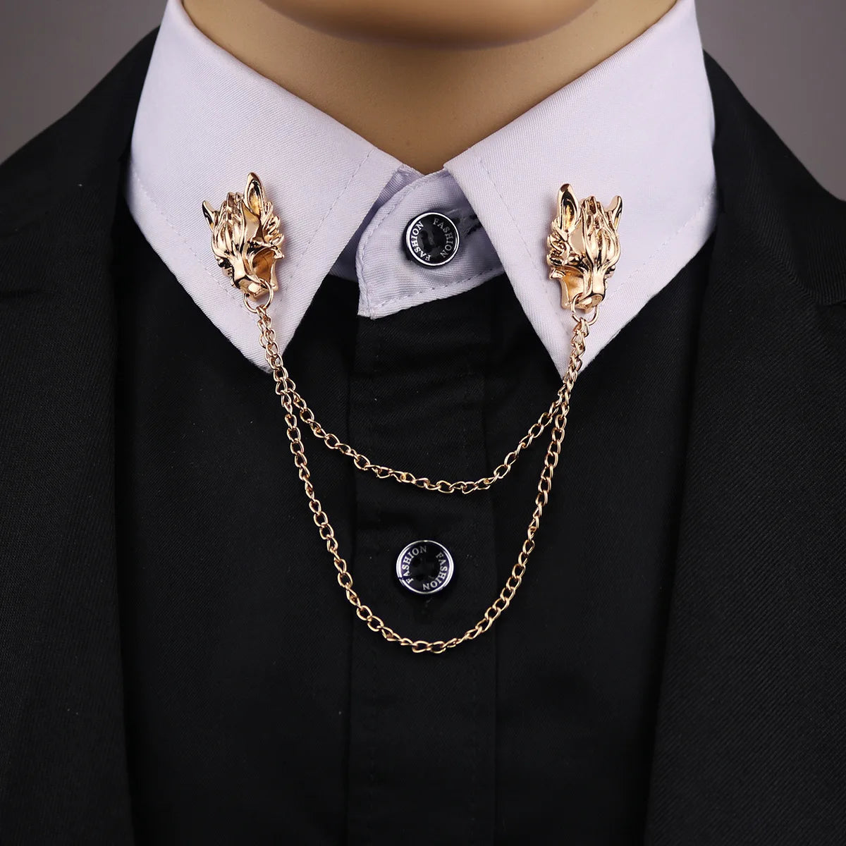 ASLSAW 1Pcs Chain Wolf Pin Brooches for Men's Suit Brooch Collar Decorated Wolf Head Shirt Accessories Tide Corsage Brooch Pins