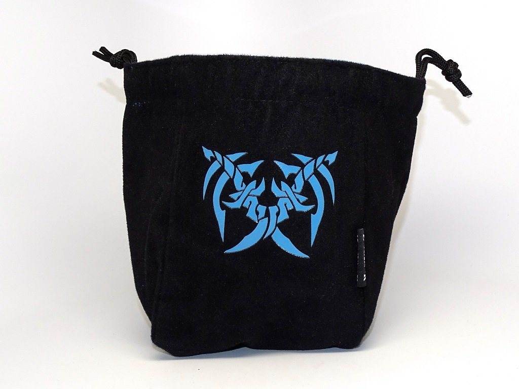 Assassin's Blades Reversible Microfiber Self-Standing Large Dice Bag - 