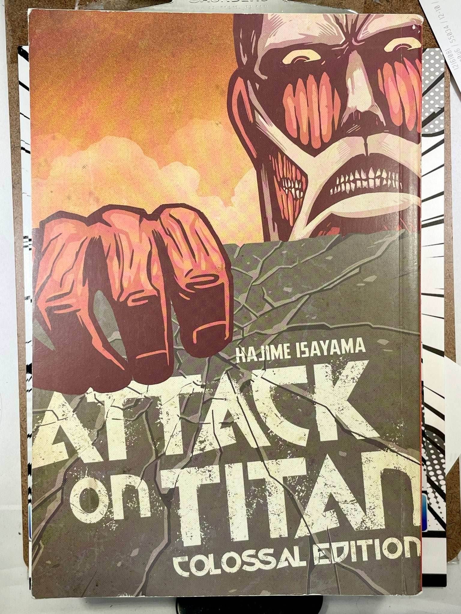 Attack on Titan Colossal Edition Vol 1 - 