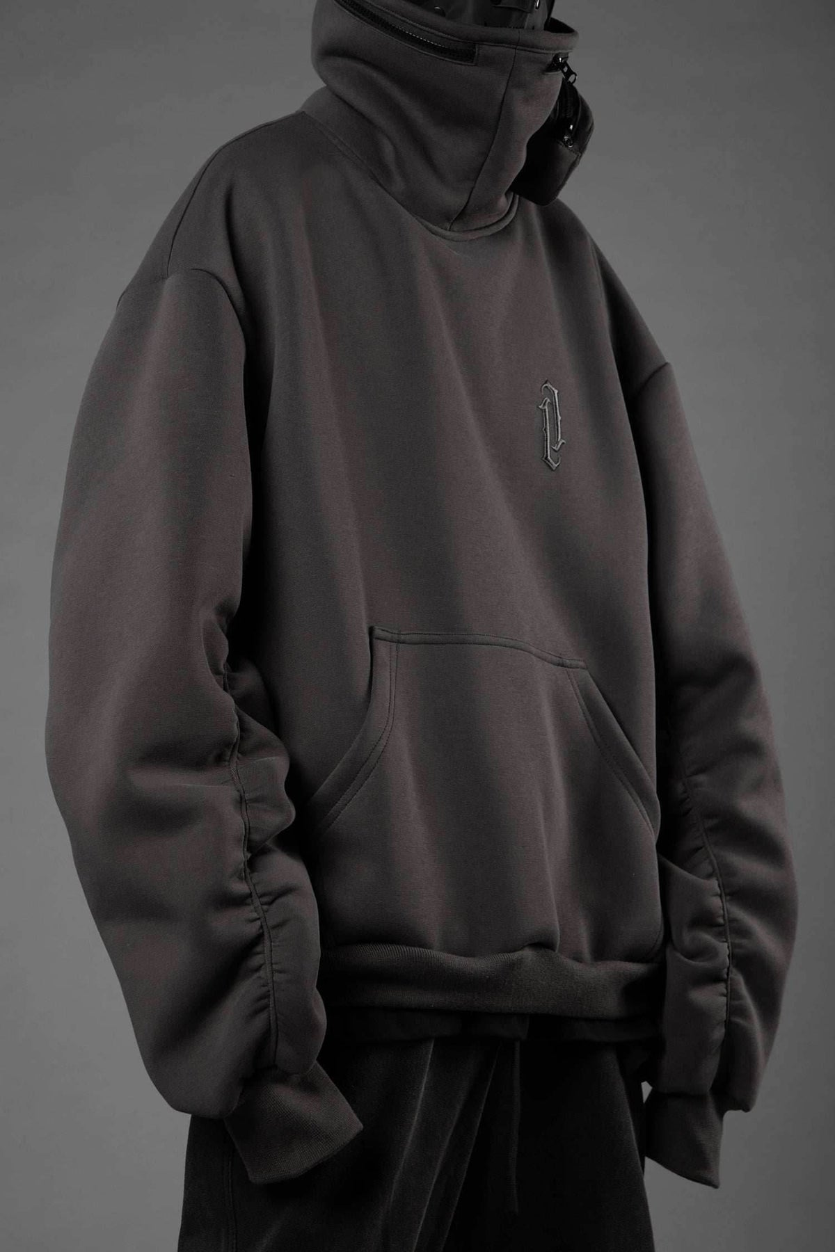 H32 Tech Transformation Hoodie/Sweatshirt - Grey / M