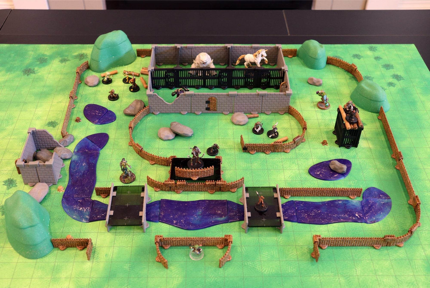 Bandit Camp Adventure Terrain Set - 