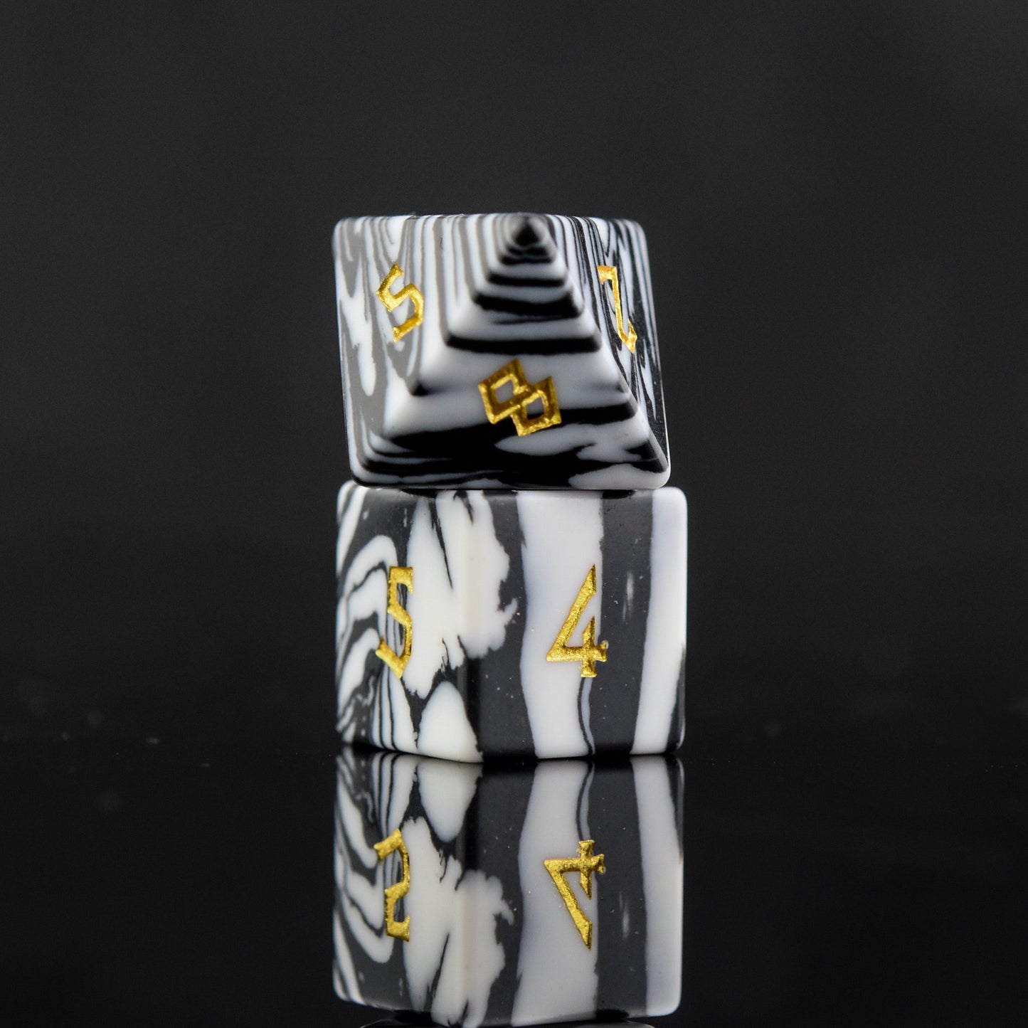 Black and White Malachite Dice Set