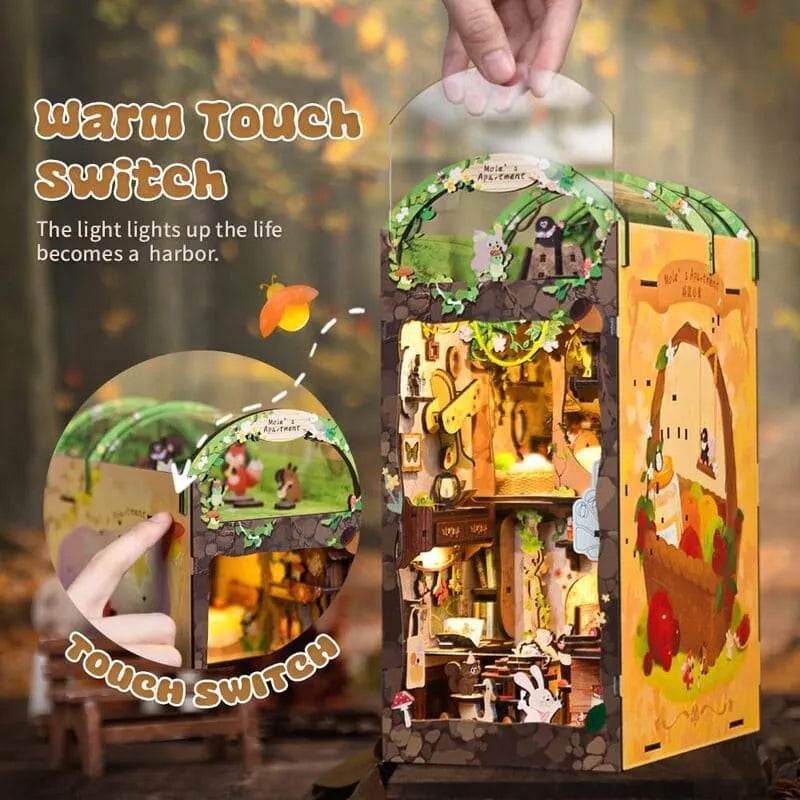 Book Nook Wizardi Miniature - Mole's Apartment Roombox Kit - 