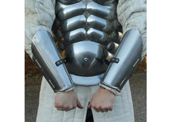 Cavalier Plate Armor Bracers