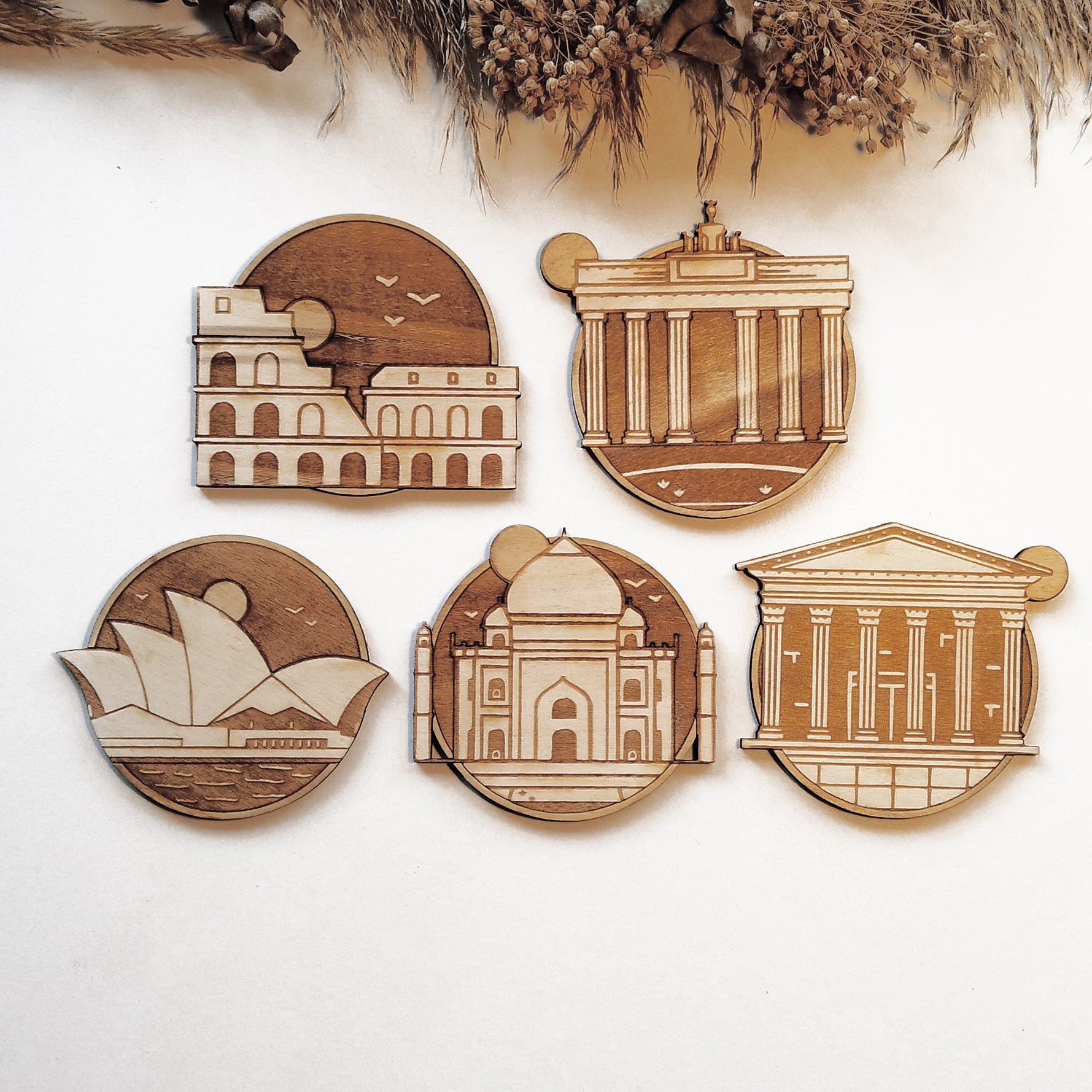 Cities and Monuments Wooden Coasters - Handmade Gift - Housewarming - Wood Kitchenware