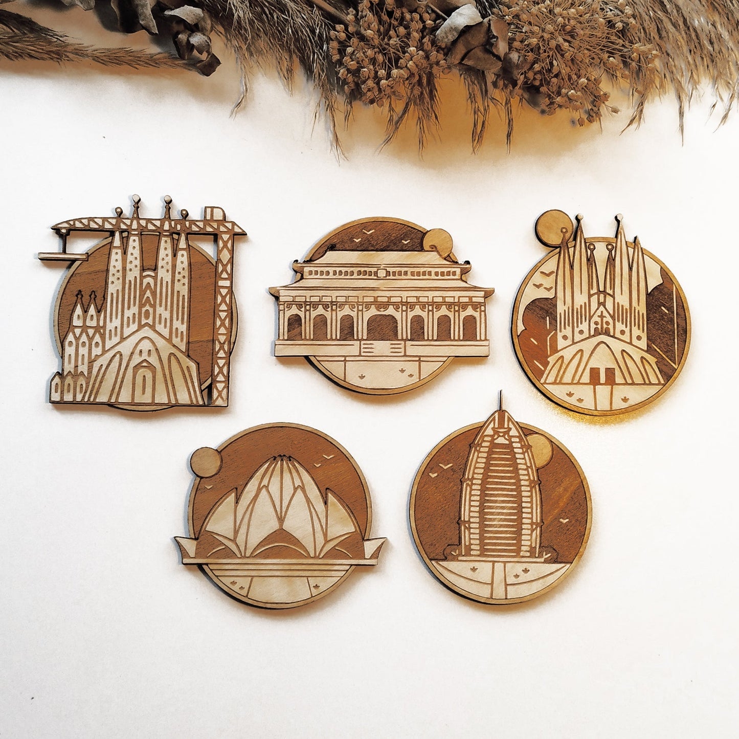 Cities and Monuments Wooden Coasters - Handmade Gift - Housewarming - Wood Kitchenware