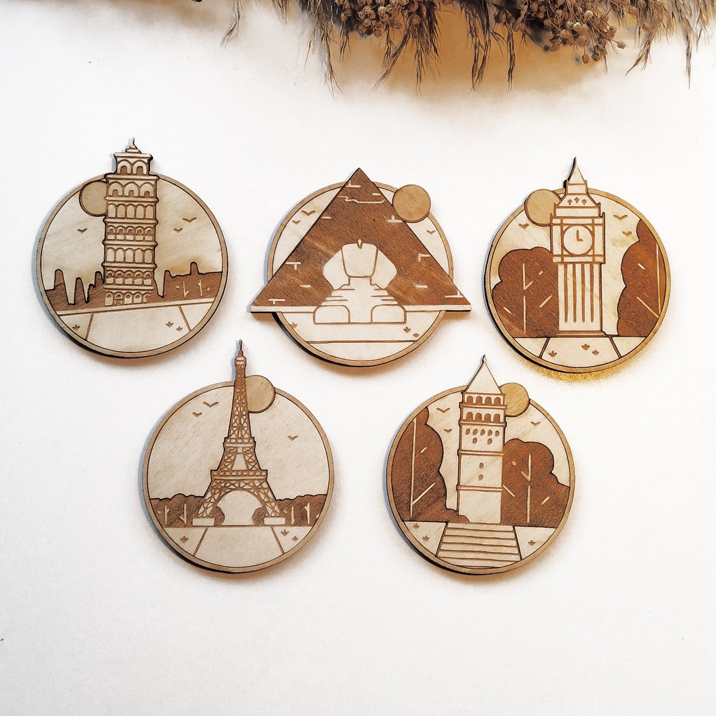 Cities and Monuments Wooden Coasters - Handmade Gift - Housewarming - Wood Kitchenware