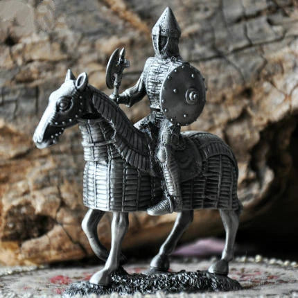 Classical Nordic Medieval Temple Knight Figurine Zinc Alloy Corps Miniature Home Decor Retro Desk Accessories Novel Men Gifts