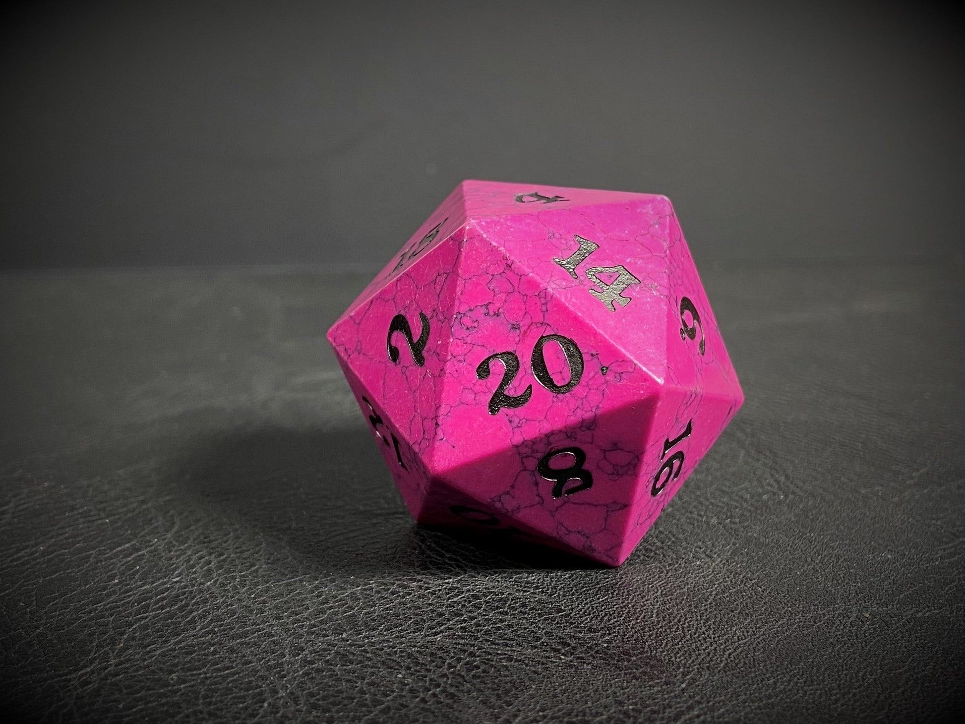 Cracked Stone D20 Dice - Magenta