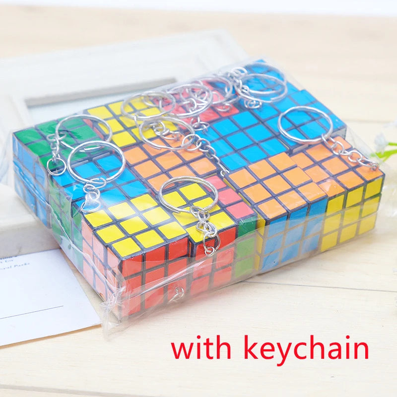 Creative Mini Magic Cube 3x3cm Keychain Funny Hyperbole Puzzle Magic Cube Charms Pendant Key Ring Fashion Jewelry Gift