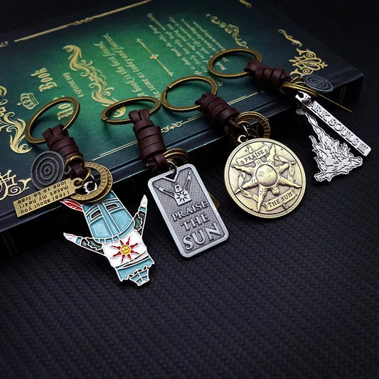 DARK SOULS Leather Keychain Sun Knight Onion Kinght Key Chain Keyring Keychains Game Accessories Car Key Ring