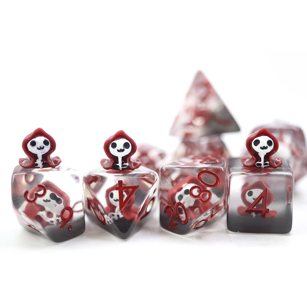 DND Polyhedral rpg 7pcs set resin transparent animal inclusion dice