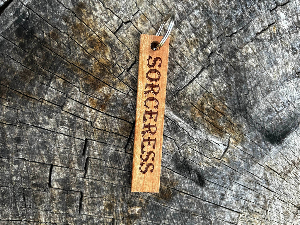 DND Character-Class Keychain - Dungeons & Dragons (Nat Twenty!)