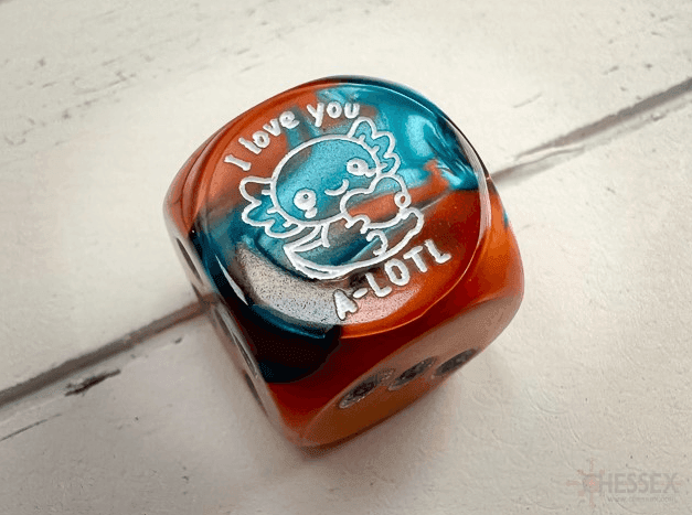 Axolotl d6 'I love you A-LOTL' (Dice colors are filled at random) | Pipped Dice 16mm - 