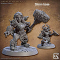 Dwarf Berserker (Base Sculpt F) - With Helmet / Warhammer / Open Hand