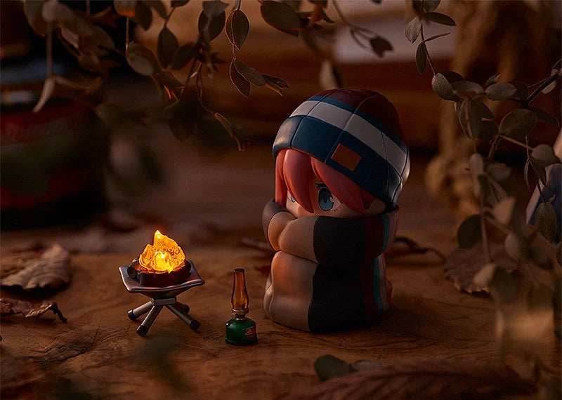 Laid-Back Camp Nendoroid 1623- DX Nadeshiko Kagamihara: Solo Camp Ver. DX Edition Figure - 
