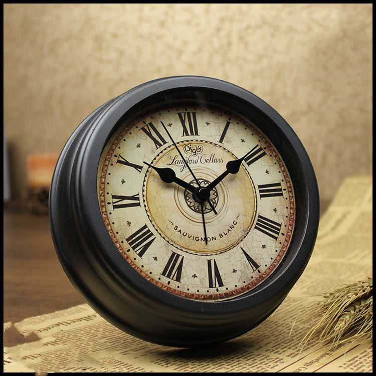 European Style Retro Desk Clock Creative Silent Alarm Clock