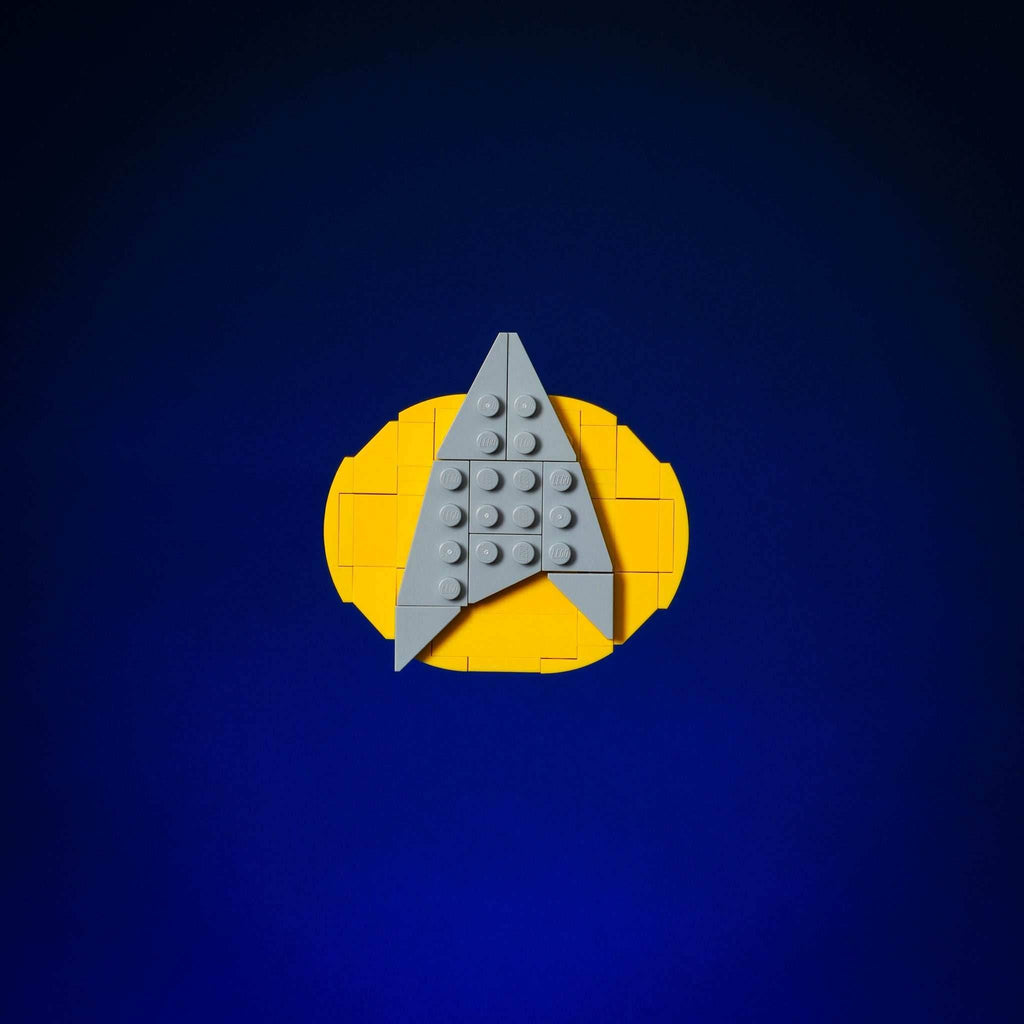 Federation Badge & Original Communicator - Federation Badge / Bricks & Instructions