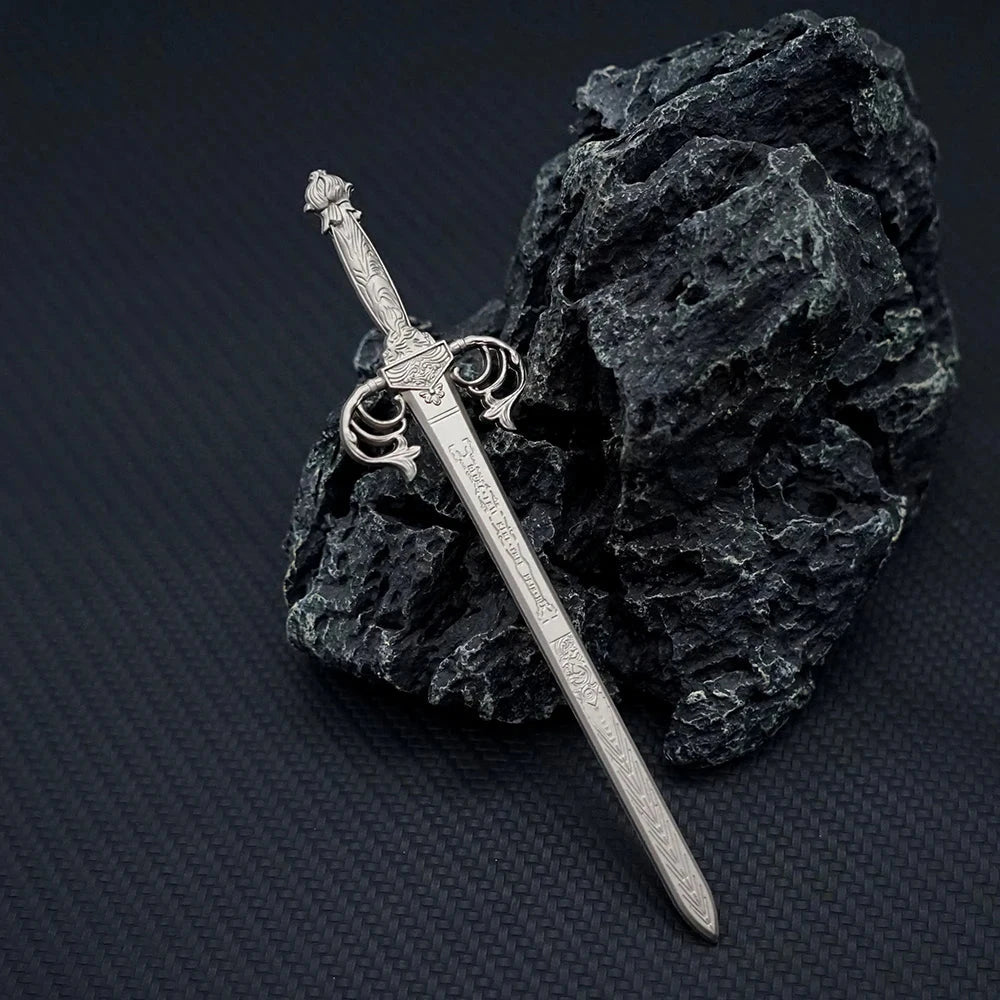 Game Keychain Sword of St. Trina Key Chain Pendant Keychains for Men Game Accessories Bag Car Key Ring Jewelry Llaveros