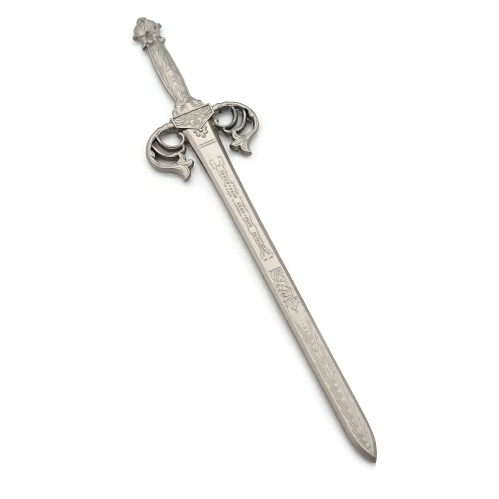 Game Keychain Sword of St. Trina Key Chain Pendant Keychains for Men Game Accessories Bag Car Key Ring Jewelry Llaveros