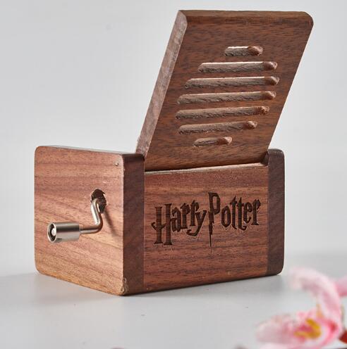 Hand Cranked Creative Music Box Harry Potter New Wooden Carved Music Box