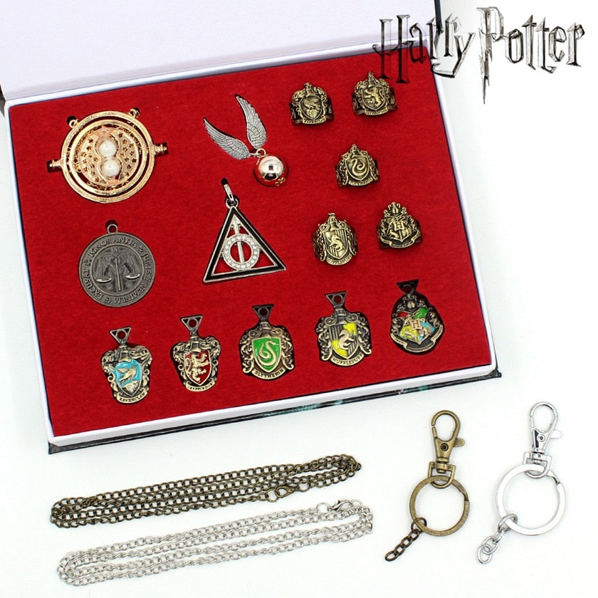 Harri Potter Seal Stamp Vintage Alphabet Wax 3D Metal Badge Seal Sets Hermione Magic Wand Weapon Keychain Necklace Box Toy