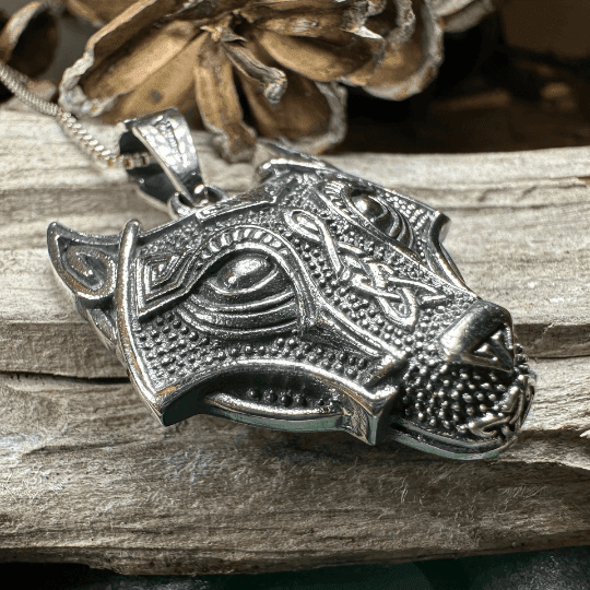 Viking Wolf Necklace - 18