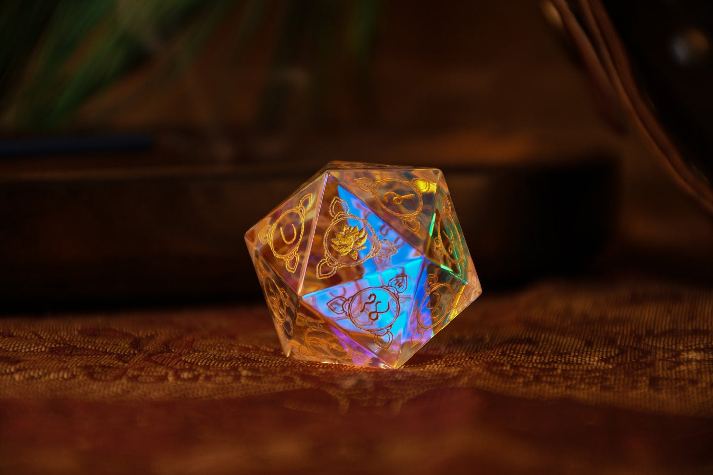 Hindi Prismatic Glass 30mm d20 - Dice Around the World Collection