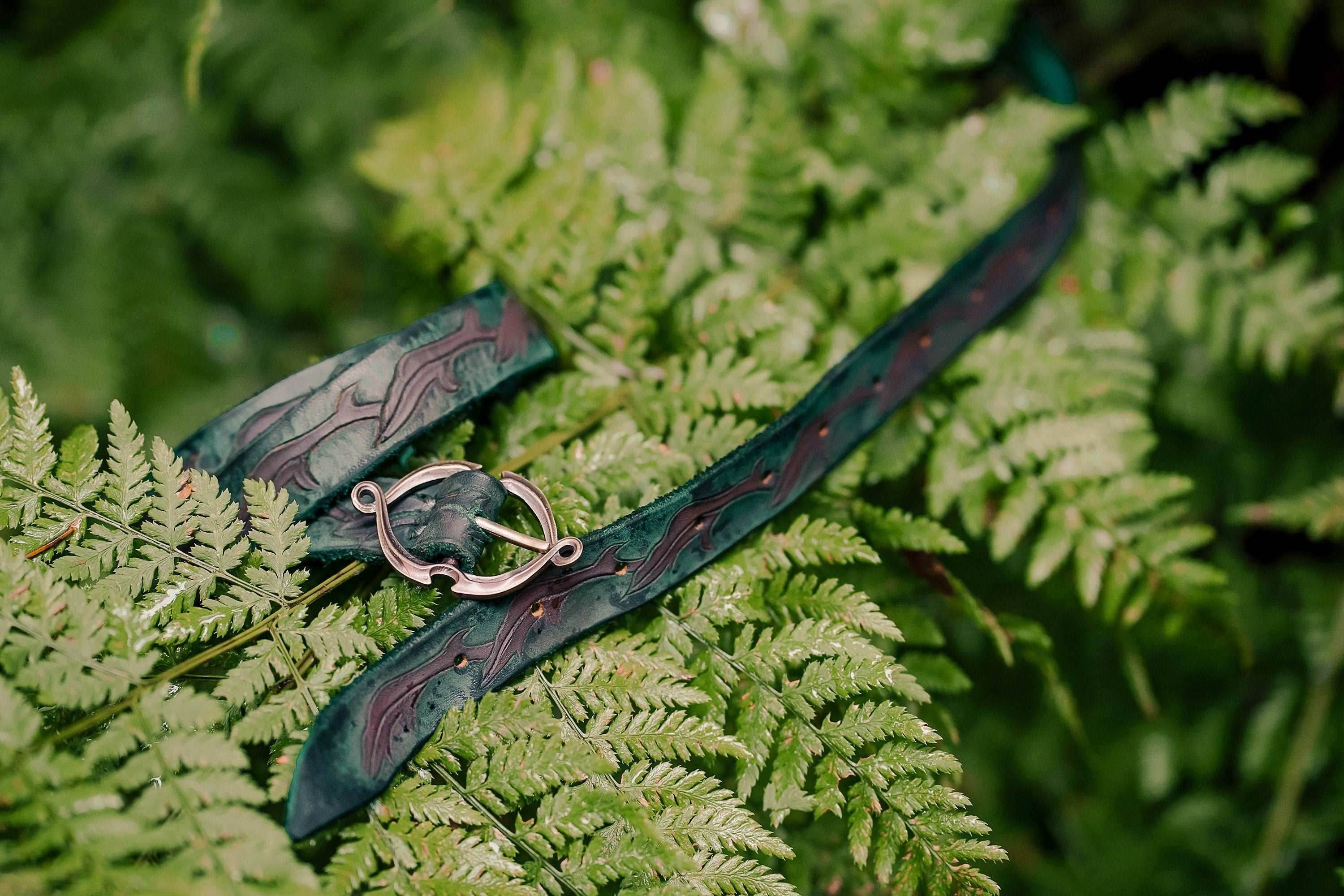 Elvish green leaf belt - 