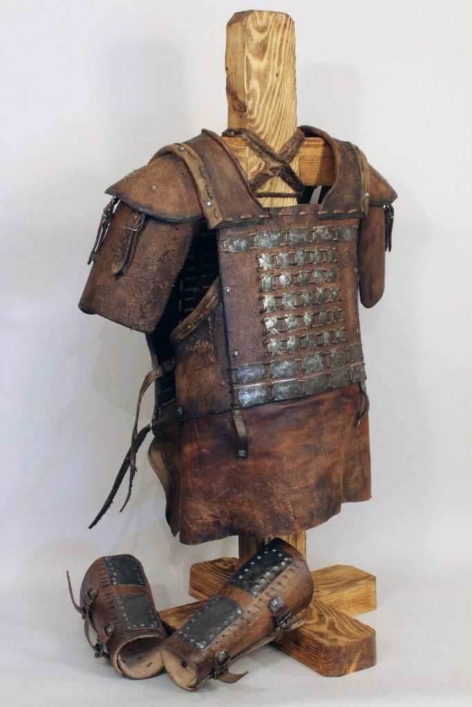 Medieval larp armor (armor with pauldrons + bracers) - XS / Full payment