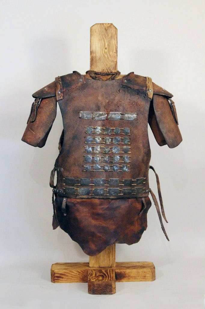 Medieval larp armor (armor with pauldrons + bracers) - XS / Full payment