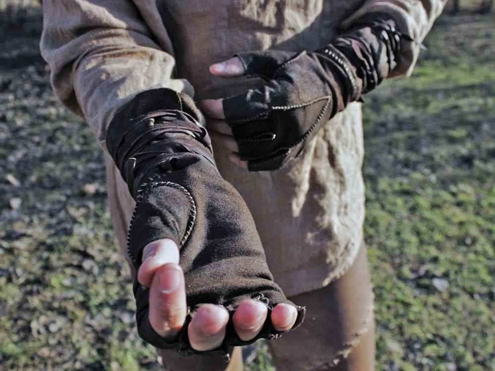 Battler leather gloves for LARP - one right-hand glove / Brown (as on photo)
