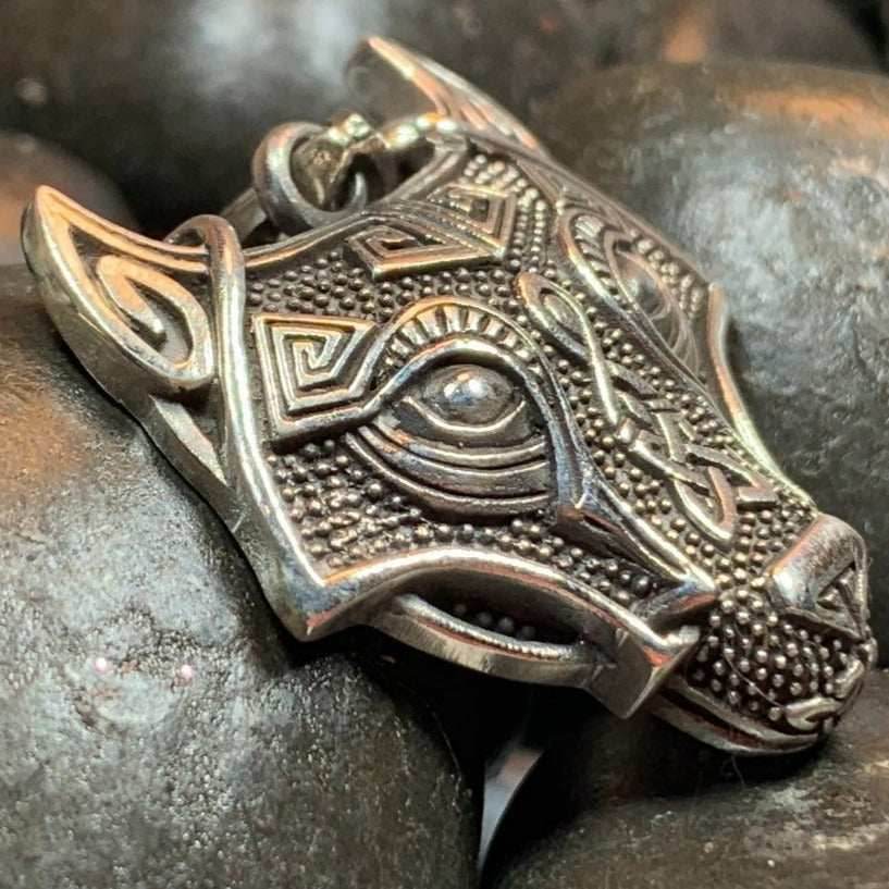 Viking Wolf Necklace - 18