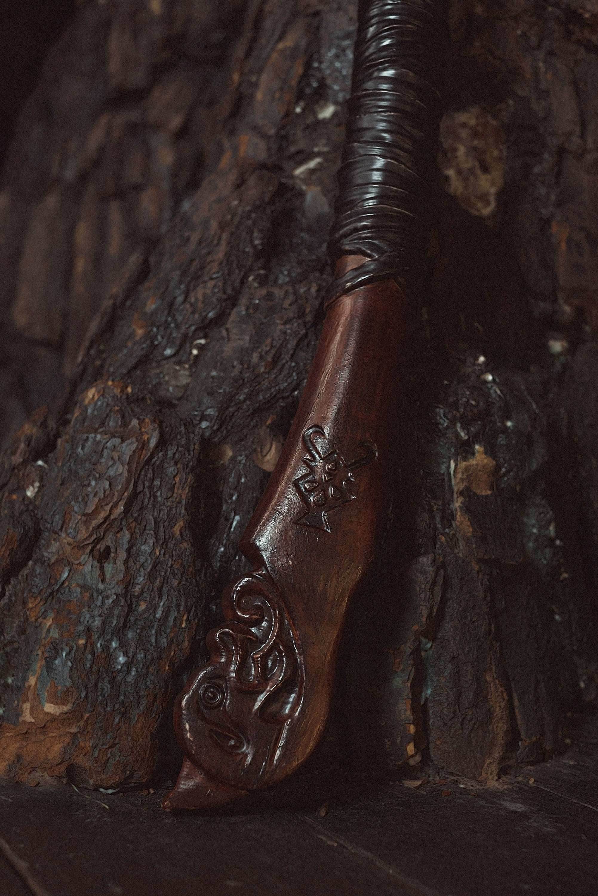Kratos' Leviathan axe (God of War) - 
