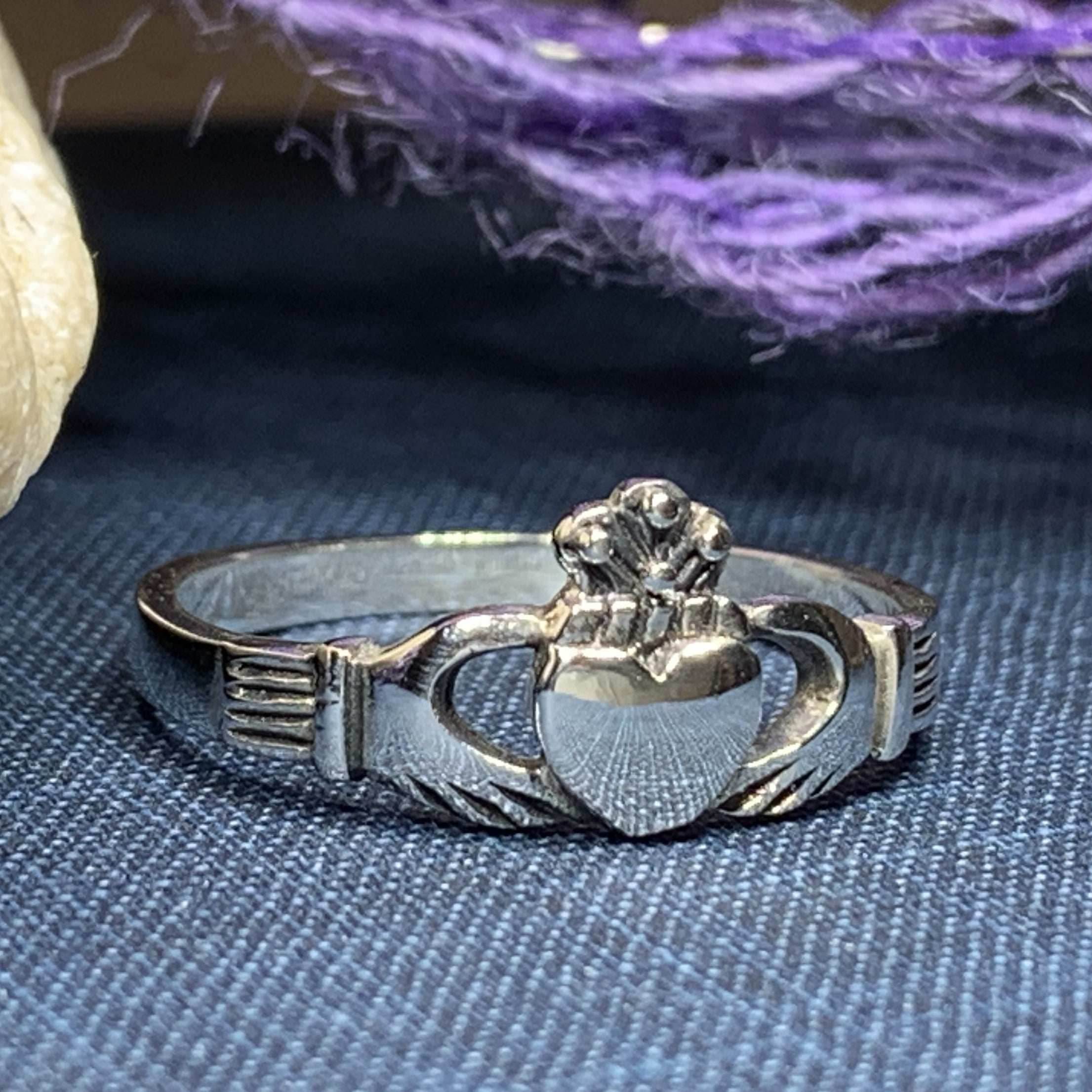 Carrigeen Claddagh Ring - 4