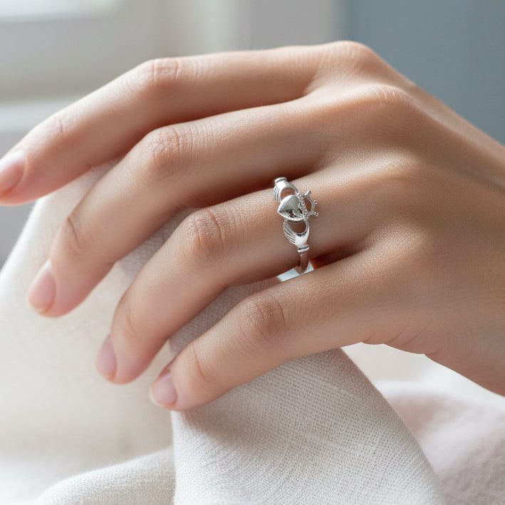 Bantry Claddagh Ring
