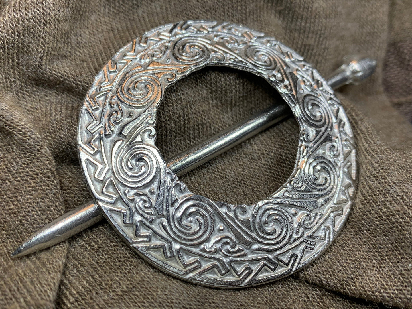 Isla Celtic Scarf Ring