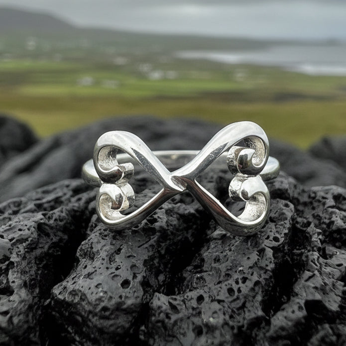 Celtic Infinite Love Heart Ring