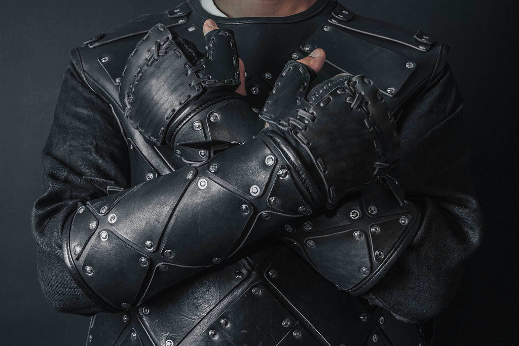 Medieval leather bracers with hand protection - for one hand
